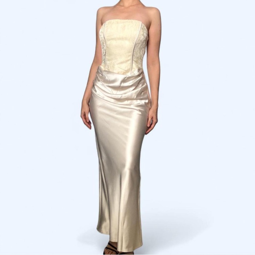 Dear Emilia Hello Molly Ivory Strapless Evening Gown